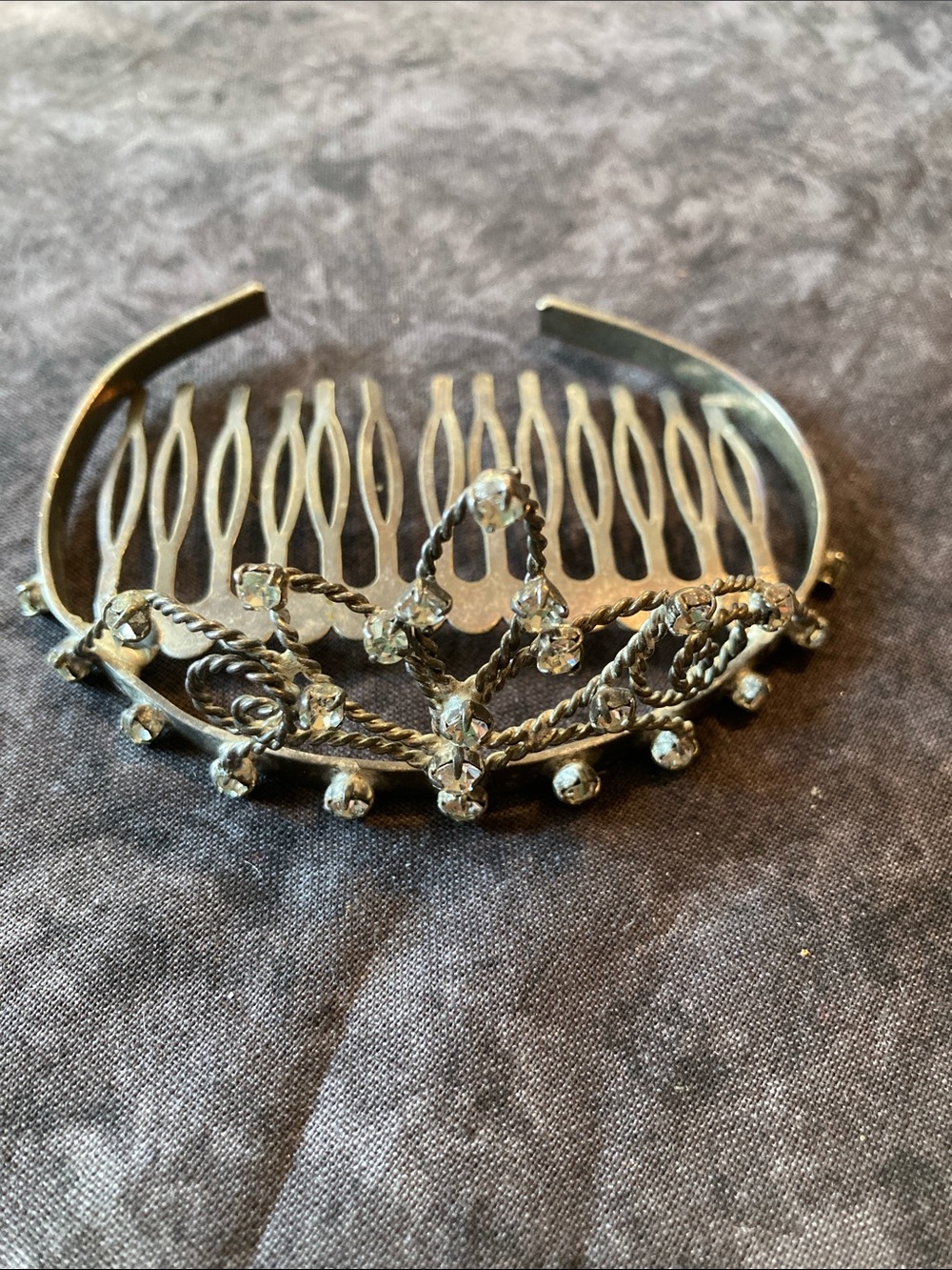 Vintage Rhinestone Silver-Tone Decorative Hair Comb - Elegant Sparkle